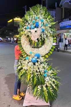 Tràng Hoa Viếng