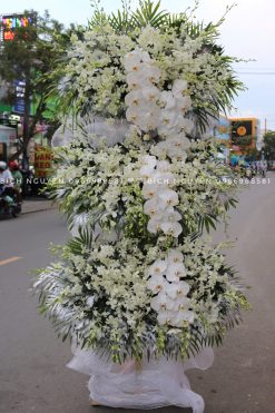 Tràng Hoa Viếng