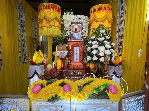 Trang Trí Tang Lễ