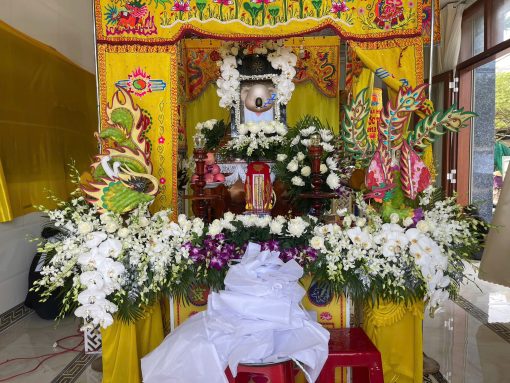 Trang Trí Tang Lễ